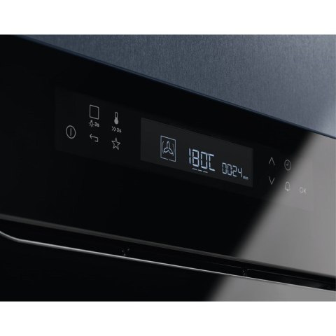 Piekarnik parowy do zabudowy ELECTROLUX EOB7S31Z (czarny) Piekarnik parowy do zabudowy ELECTROLUX EOB7S31Z (czarny)