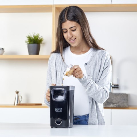 Urządzenie do popcornu Black+Decker BXPC1100E (1100W) Urządzenie do popcornu Black+Decker BXPC1100E (1100W)