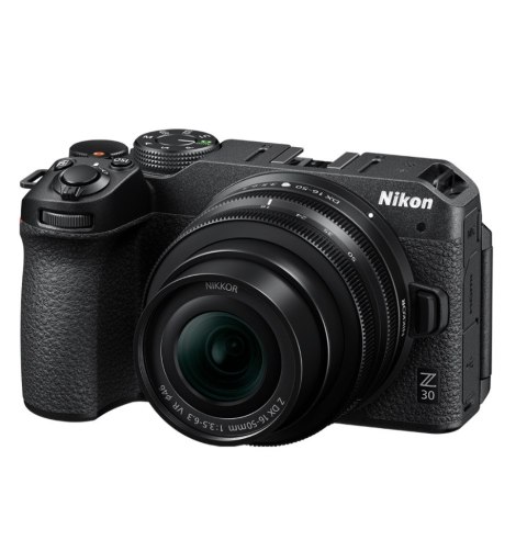 Nikon Z30 kit w/18-140 Nikon Z30 kit w/18-140