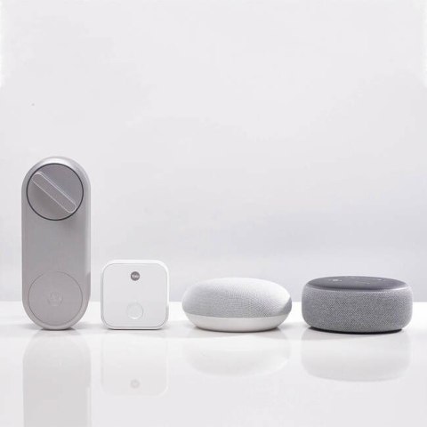 YALE LINUS® SMART LOCK SREBRNY YALE LINUS® SMART LOCK SREBRNY