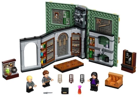 LEGO Harry Potter TM 76383 Chwile z Hogwartu: zajęcia z eliksirów LEGO Harry Potter TM 76383 Chwile z Hogwartu: zajęcia z eliksirów