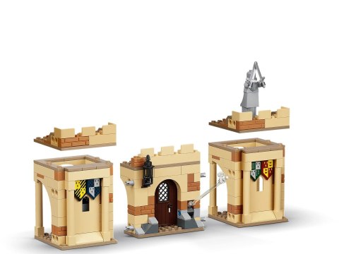 LEGO Harry Potter 76395 Hogwart: Pierwsza lekcja latania LEGO Harry Potter 76395 Hogwart: Pierwsza lekcja latania