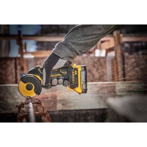 Pilarka tarczowa 18V b/aku 76mm DEWALT DCS438N Pilarka tarczowa 18V b/aku 76mm DEWALT DCS438N