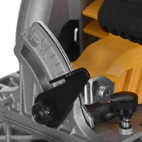 Piła tarczowa DeWalt DWE576K (1600W; 190mm) Piła tarczowa DeWalt DWE576K (1600W; 190mm)