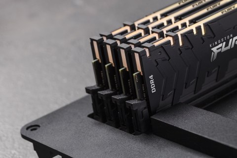 KINGSTON DDR4 16GB 3600MT/s CL16 DIMM FURY Renegade RGB KINGSTON DDR4 16GB 3600MT/s CL16 DIMM FURY Renegade RGB