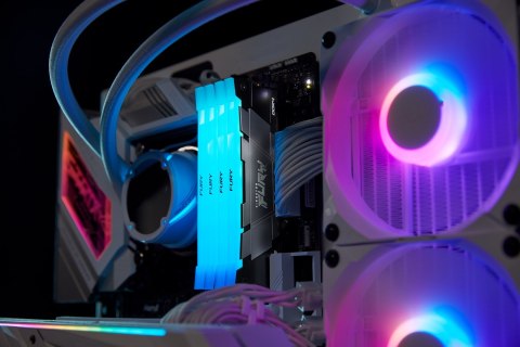 KINGSTON DDR4 16GB 3600MT/s CL16 DIMM FURY Renegade RGB KINGSTON DDR4 16GB 3600MT/s CL16 DIMM FURY Renegade RGB