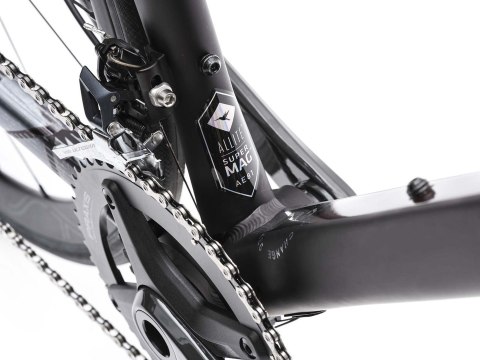 Rower szosowy VAAST R/1 700C ULTEGRA 60cm XXL Black Cherry Rower szosowy VAAST R/1 700C ULTEGRA 60cm XXL Black Cherry