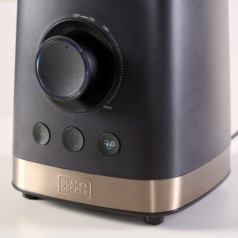 Blender kielichowy Black+Decker BXJB1800E (1800W) Blender kielichowy Black+Decker BXJB1800E (1800W)