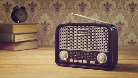 Przenośny odbiornik radiowy REAL-EL X-520 Przenośny odbiornik radiowy REAL-EL X-520