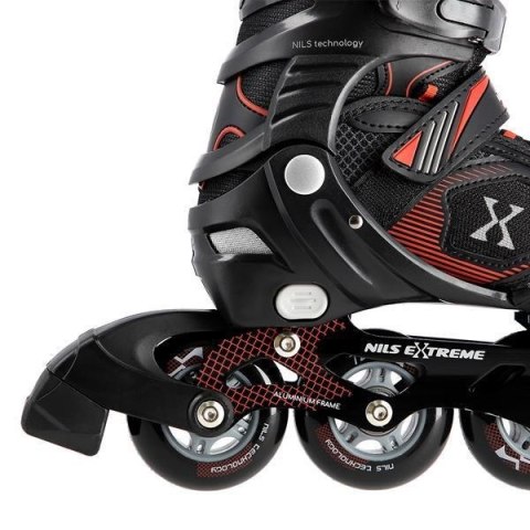 Łyżworolki NILS Extreme NA9080 czarno-czerwone rozm. L (39-42) Łyżworolki NILS Extreme NA9080 czarno-czerwone rozm. L (39-42)
