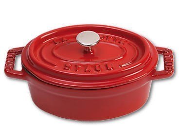 Mini garnek żeliwny owalny Staub - 250 ml, Czerwony Mini garnek żeliwny owalny Staub - 250 ml, Czerwony
