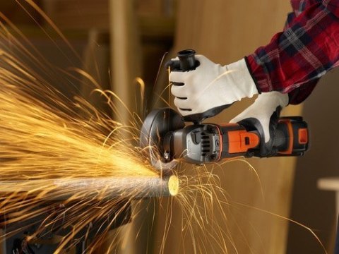 Black & Decker Akumulatorowa szlifierka kątowa 18 Volt bez baterii i ładowarki BCG720N-XJ Black & Decker Akumulatorowa szlifierka kątowa 18 Volt bez baterii i ładowarki BCG720N-XJ