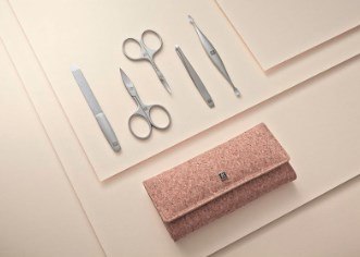 Zestaw do manicure Zwilling Twinox - korkowe etui, 5 elementów Zestaw do manicure Zwilling Twinox - korkowe etui, 5 elementów