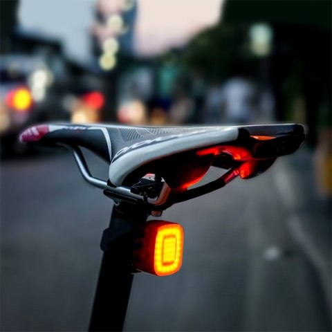 Lampka LED Maclean, Rowerowa tylna, Sensor zmierzchu, USB AUTO STOP COB, Max.125lm, Acu 450mAh, MCE355 Lampka LED Maclean, Rowerowa tylna, Sensor zmierzchu, USB AUTO STOP COB, Max.125lm, Acu 450mAh, MCE355