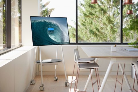 APC Smart-UPS Charge Mobile Battery for Microsoft Surface Hub 2 APC Smart-UPS Charge Mobile Battery for Microsoft Surface Hub 2