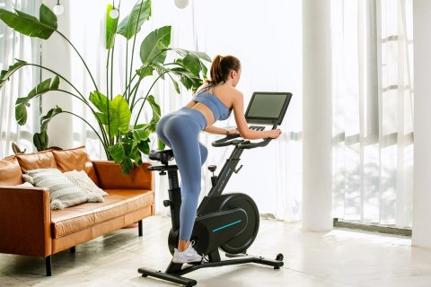 Rower spinningowy, stacjonarny, magnetyczny OVICX Q200X z ekranem dotykowym 15,6" TFT, WIFI bluetooth&app (WYPRZEDAŻ) Rower spinningowy, stacjonarny, magnetyczny OVICX Q200X z ekranem dotykowym 15,6" TFT, WIFI bluetooth&app (WYPRZEDAŻ)