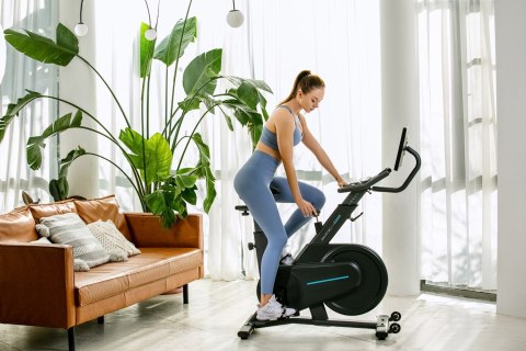 Rower spinningowy, stacjonarny, magnetyczny OVICX Q200X z ekranem dotykowym 15,6" TFT, WIFI bluetooth&app (WYPRZEDAŻ) Rower spinningowy, stacjonarny, magnetyczny OVICX Q200X z ekranem dotykowym 15,6" TFT, WIFI bluetooth&app (WYPRZEDAŻ)