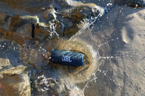 Głośnik JBL Charge 5 (czarny, bezprzewodowy) Głośnik JBL Charge 5 (czarny, bezprzewodowy)