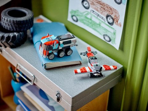 LEGO 31146 CREATOR Ciężarówka z platformą i helikopterem p8 LEGO 31146 CREATOR Ciężarówka z platformą i helikopterem p8