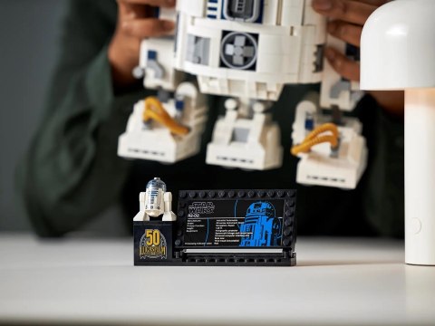 LEGO Star Wars 75308 R2-D2 (WYPRZEDAŻ) LEGO Star Wars 75308 R2-D2 (WYPRZEDAŻ)