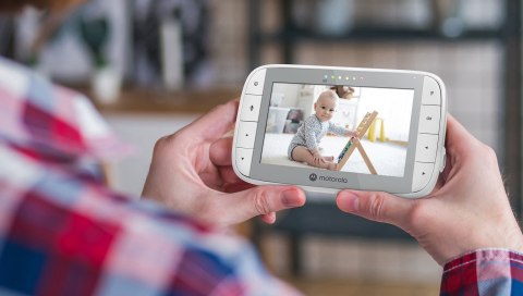 Motorola | L | Kolorowy wyświetlacz LCD o przekątnej 5" i rozdzielczości 480 x 272px; 5 fabrycznie załadowanych kołysanek; Zdaln Motorola | L | Kolorowy wyświetlacz LCD o przekątnej 5" i rozdzielczości 480 x 272px; 5 fabrycznie załadowanych kołysanek; Zdaln