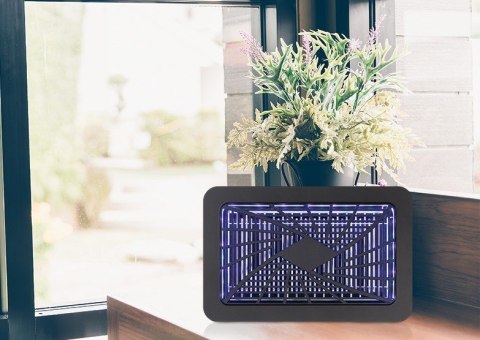 Lampa owadobójcza NOVEEN IKN590 Lampa owadobójcza NOVEEN IKN590
