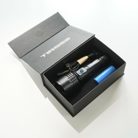 TIROSS LATARKA LED 1300 lm Z FUNKCJĄ POWERBANKU TS1888 TIROSS LATARKA LED 1300 lm Z FUNKCJĄ POWERBANKU TS1888