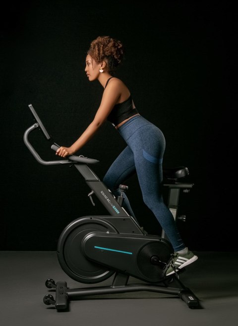 Rower spinningowy, stacjonarny, magnetyczny OVICX Q200X z ekranem dotykowym 15,6" TFT, WIFI bluetooth&app Rower spinningowy, stacjonarny, magnetyczny OVICX Q200X z ekranem dotykowym 15,6" TFT, WIFI bluetooth&app