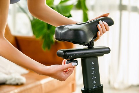 Rower spinningowy, stacjonarny, magnetyczny OVICX Q200X z ekranem dotykowym 15,6" TFT, WIFI bluetooth&app Rower spinningowy, stacjonarny, magnetyczny OVICX Q200X z ekranem dotykowym 15,6" TFT, WIFI bluetooth&app