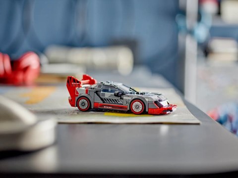 LEGO Speed Champions 76921 Wyścigowe Audi S1 E-tron Quattro LEGO Speed Champions 76921 Wyścigowe Audi S1 E-tron Quattro