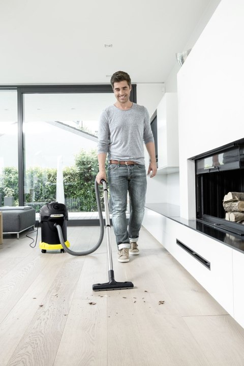Odkurzacz kominkowy KARCHER AD 4 Premium 1.629-731.0 (600W; kolor czarny) Odkurzacz kominkowy KARCHER AD 4 Premium 1.629-731.0 (600W; kolor czarny)