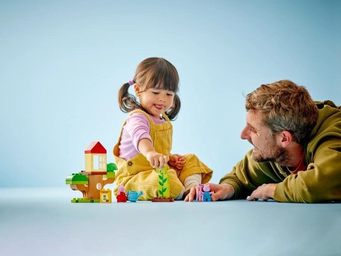 LEGO Peppa Pig 10431 Ogród i domek na drzewie Peppy LEGO Peppa Pig 10431 Ogród i domek na drzewie Peppy