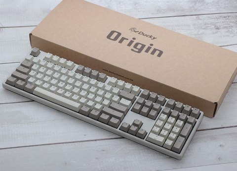 Ducky Origin Vintage Gaming Tastatur, Cherry MX-Black (US) Ducky Origin Vintage Gaming Tastatur, Cherry MX-Black (US)