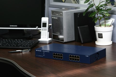 Switch Netgear JGS516-200EUS 16p Unmanaged Gigabit Switch Netgear JGS516-200EUS 16p Unmanaged Gigabit