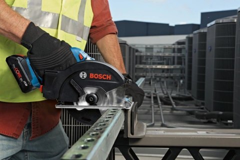 Pilarka tarczowa 18V 136mm aku BOSCH 06016B8002 Pilarka tarczowa 18V 136mm aku BOSCH 06016B8002