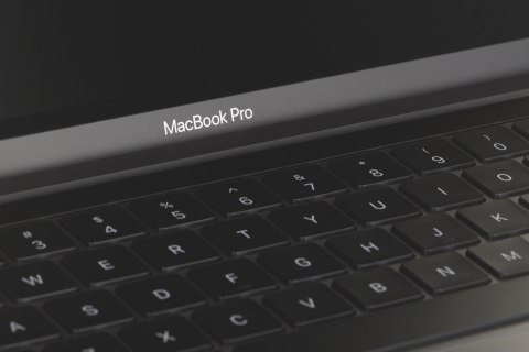APPLE MacBook Air A2251 i7-1068NG7 32GB 500GB SSD 13,3" UŻYWANY APPLE MacBook Air A2251 i7-1068NG7 32GB 500GB SSD 13,3" UŻYWANY