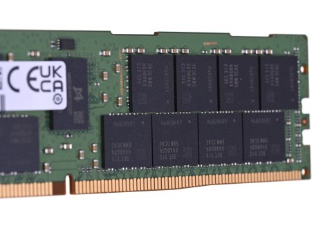 Samsung RDIMM 128GB DDR4 4Rx4 3200MHz PC4-25600 ECC REGISTERED M393AAG40M32-CAE Samsung RDIMM 128GB DDR4 4Rx4 3200MHz PC4-25600 ECC REGISTERED M393AAG40M32-CAE