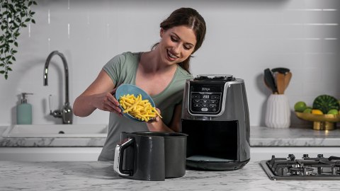 NINJA FRYTKOWNICA BEZTŁUSZCZOWA AF160EU (WYPRZEDAŻ) NINJA FRYTKOWNICA BEZTŁUSZCZOWA AF160EU (WYPRZEDAŻ)