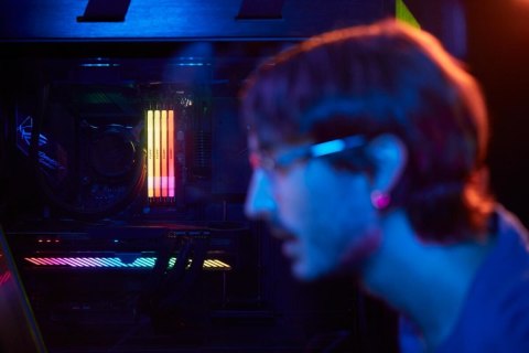 KINGSTON DDR5 32GB 6000MT/s CL32 DIMM (Kit of 2) FURY Renegade RGB XMP KINGSTON DDR5 32GB 6000MT/s CL32 DIMM (Kit of 2) FURY Renegade RGB XMP