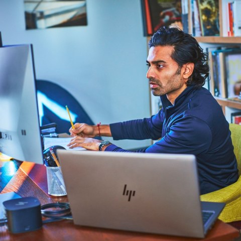 HP ZBook POWER G10 i7-13700H 15,6"FHD AG IPS 32GB SSD1TB RTX A1000_6GB BLK W11Pro (REPACK) 2Y HP ZBook POWER G10 i7-13700H 15,6"FHD AG IPS 32GB SSD1TB RTX A1000_6GB BLK W11Pro (REPACK) 2Y