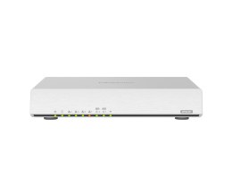 Qnap QHora-301W, QuWAN VPN router, 4x 1GbE, 2 x 10GbE