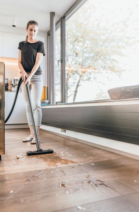 Odkurzacz uniwersalny KARCHER WD 2 Plus V-12/4/18 - 1.628-000.0 (WYPRZEDAŻ) Odkurzacz uniwersalny KARCHER WD 2 Plus V-12/4/18 - 1.628-000.0 (WYPRZEDAŻ)