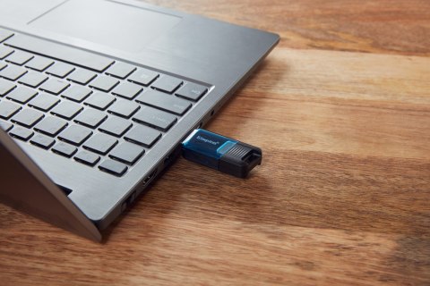 KINGSTON FLASH 64GB DataTraveler 80 M 200MB/s USB-C 3.2 Gen 1 KINGSTON FLASH 64GB DataTraveler 80 M 200MB/s USB-C 3.2 Gen 1