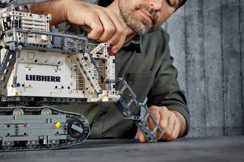 LEGO Technic 42100 Koparka Liebherr R 9800 LEGO Technic 42100 Koparka Liebherr R 9800