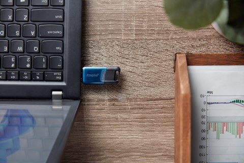 KINGSTON FLASH 256GB DataTraveler 80 M 200MB/s USB-C 3.2 Gen 1 KINGSTON FLASH 256GB DataTraveler 80 M 200MB/s USB-C 3.2 Gen 1