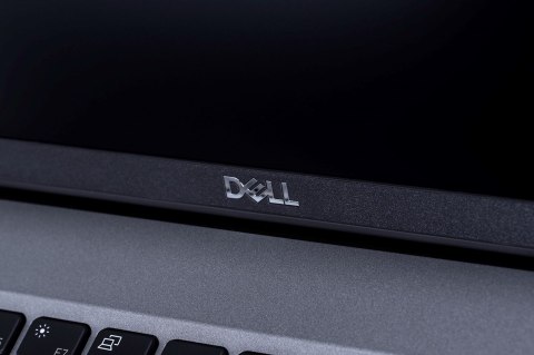 DELL PRECISION 3591 Intel Ultra 5 135H 64GB (2x32GB DDR5) 512GB NVIDIA RTX 500 4GB GDDR6 Win11pro QWERTZ NOWY DELL PRECISION 3591 Intel Ultra 5 135H 64GB (2x32GB DDR5) 512GB NVIDIA RTX 500 4GB GDDR6 Win11pro QWERTZ NOWY
