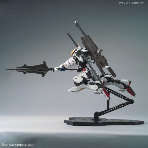 Figurka kolekcjonerska BANDAI MG 1/100 GUNDAM BARBATOS Figurka kolekcjonerska BANDAI MG 1/100 GUNDAM BARBATOS