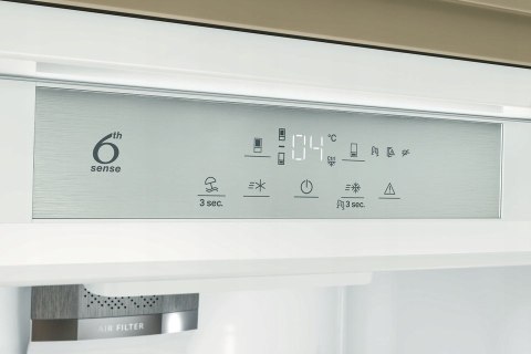 Chłodziarko-zamrażarka WHIRLPOOL SP40 812 EU 2 Chłodziarko-zamrażarka WHIRLPOOL SP40 812 EU 2