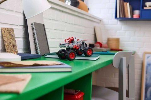LEGO TECHNIC 42200 LEGO TECHNIC 42200