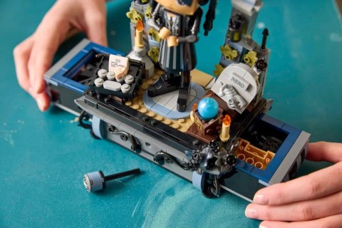 LEGO 76780 Wednesday - Figurka Wednesday Addams LEGO 76780 Wednesday - Figurka Wednesday Addams